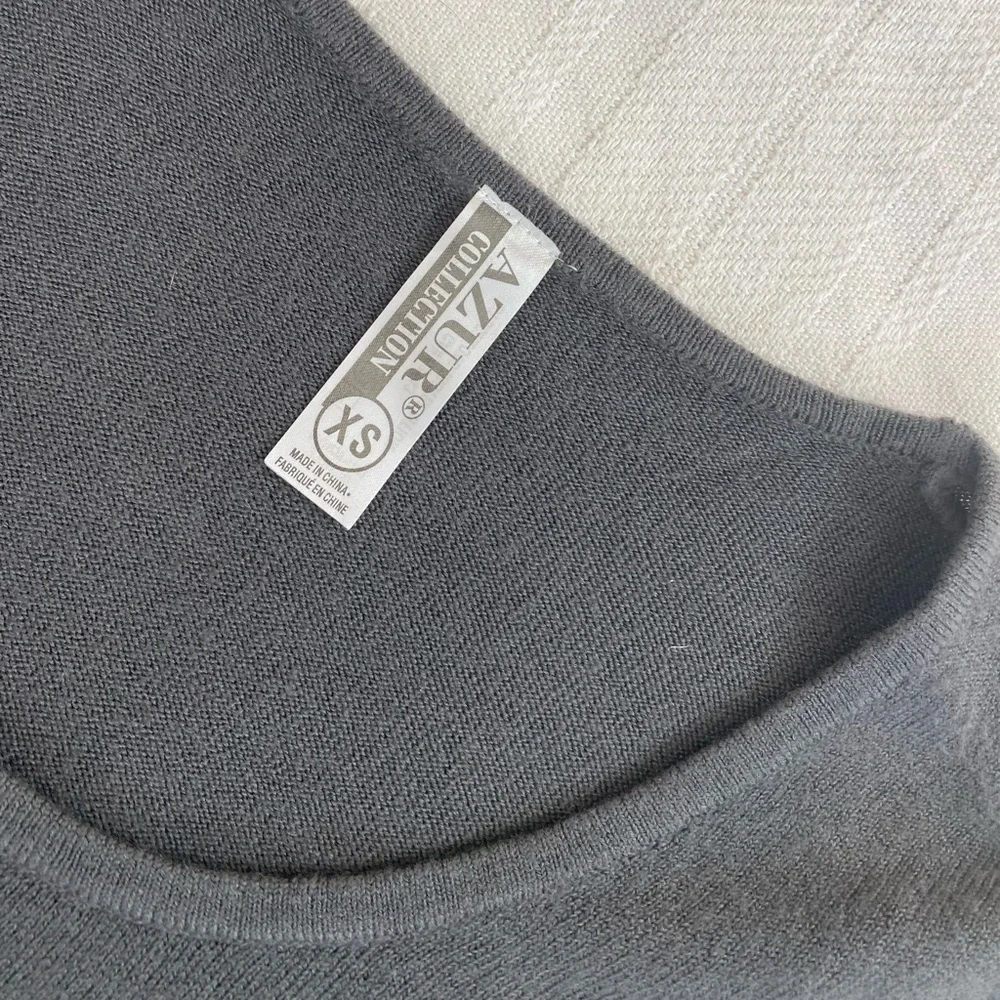 top - Picture 2 of 4